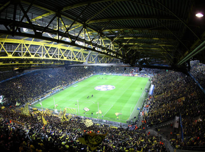 Postkarte Borussia Dortmund Westfalenstadion Luftaufnahme 2 Lizenzware #T20 