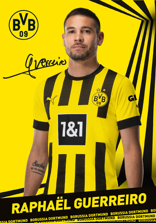 Autogrammbild Vorderseite Raphael Guerreiro, Mittelfeldspieler von Borussia Dortmund zur Saison 2022/23