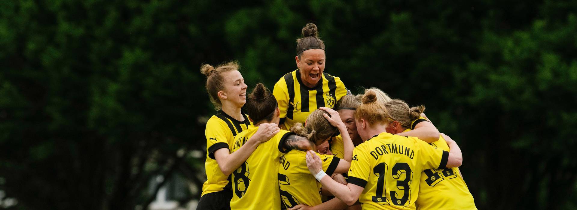 BVB women secure Bezirksliga promotion by beating Brechten 4-0!