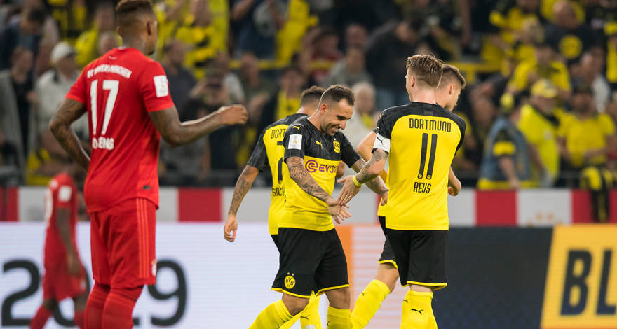 Borussia Dortmund lift the 2019 Super Cup |